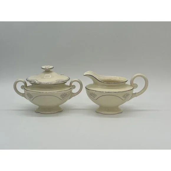 1950's Vintage Howard Laughlin Elegant Cream and Sugar Set, Cream with Silver Tr - Picture 4 of 4
